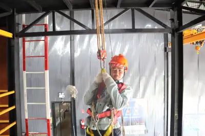 กิจกรรมกลุ่มผู้ปฏิบัติงานอับอากาศ  - หลักสูตรอับอากาศ ที่ Safety Station โรงเรียนความปลอดภัย