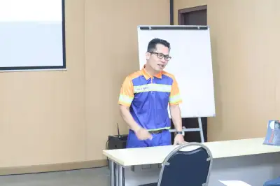 ภาพอบรมผู้ช่วยเหลืออับอากาศจริง