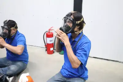 การทดสอบผู้ช่วยเหลืออับอากาศ  - หลักสูตรอับอากาศ ที่ Safety Station โรงเรียนความปลอดภัย