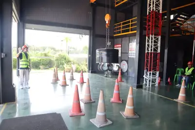 บรรยากาศการฝึกอบรมอบรมเครน Overhead Crane - หลักสูตรปั้นจั่น ที่ Safety Station โรงเรียนความปลอดภัย