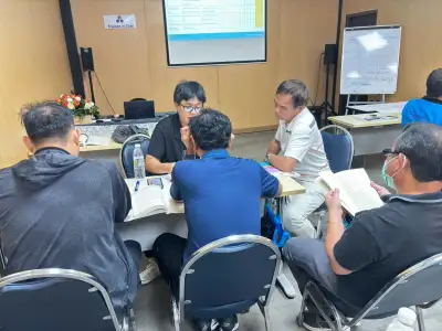 ผู้เข้าอบรมกำลังเรียนรู้จป.หัวหน้างาน - หลักสูตรจป.-คปอ. ที่ Safety Station โรงเรียนความปลอดภัย