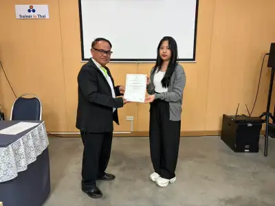 ผู้เข้าอบรมกำลังเรียนรู้จป.หัวหน้างาน - หลักสูตรจป.-คปอ. ที่ Safety Station โรงเรียนความปลอดภัย