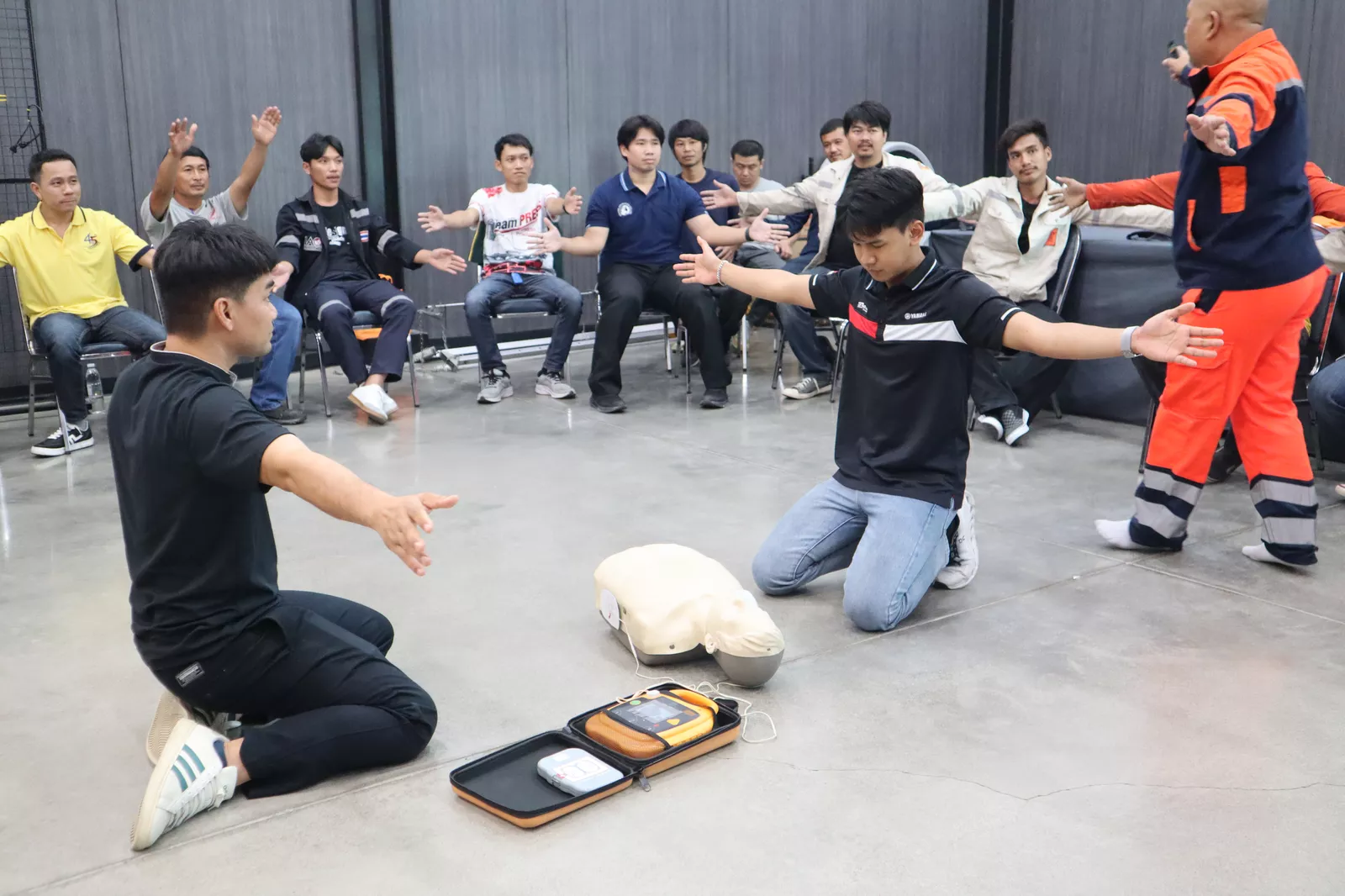 การสาธิตอับอากาศ 4 ผู้ - หลักสูตรอับอากาศ ที่ Safety Station โรงเรียนความปลอดภัย