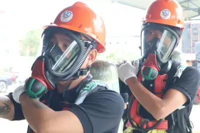 บรรยากาศการฝึกอบรมอับอากาศ 4 ผู้ - หลักสูตรอับอากาศ ที่ Safety Station โรงเรียนความปลอดภัย