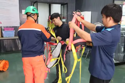 การฝึกปฏิบัติผู้ควบคุมงานอับอากาศ - หลักสูตรอับอากาศ ที่ Safety Station โรงเรียนความปลอดภัย
